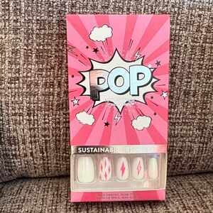 Red Aspen medium coffinNail Dashes Set- Kaboom, Selina